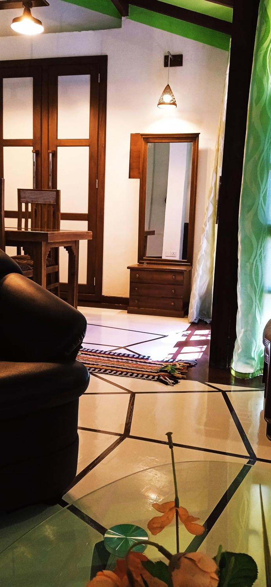 Nilas Guesthouse Hikkaduwa Buitenkant foto